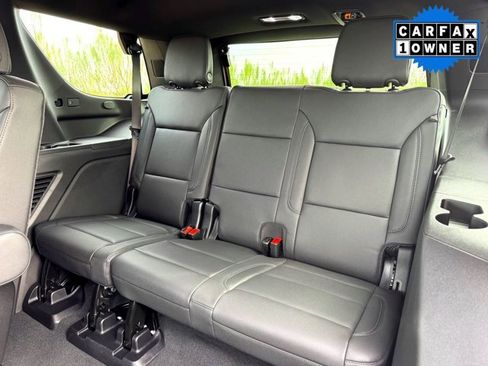 Used 2026 Chevrolet Tahoe LT w/ Comfort Package image 18