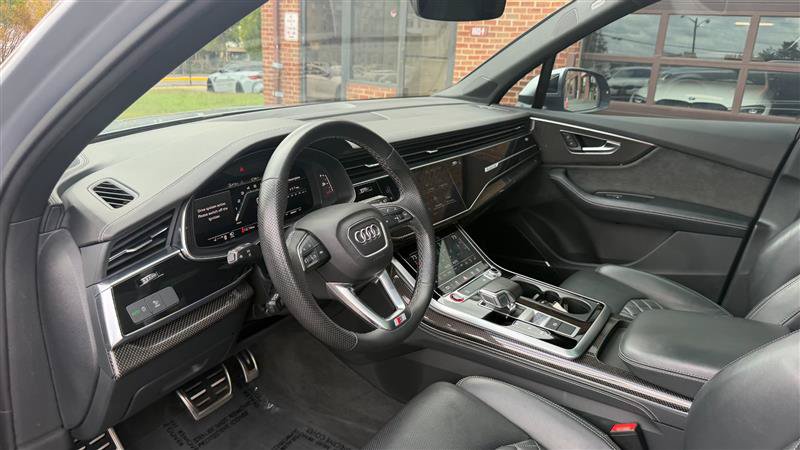 Used 2022 Audi SQ7 Premium Plus w/ SQ7 Executive Package AWD/4WD image 30