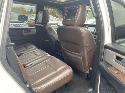 Used 2016 Ford Expedition King Ranch image 18