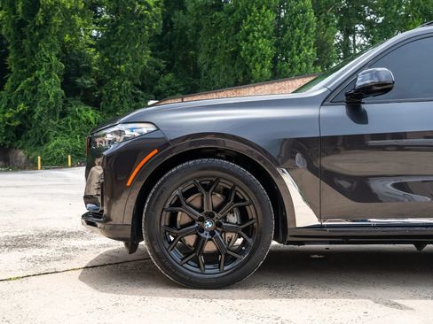 Used 2020 BMW X7 xDrive40i w/ Cold Weather Package AWD/4WD image 3