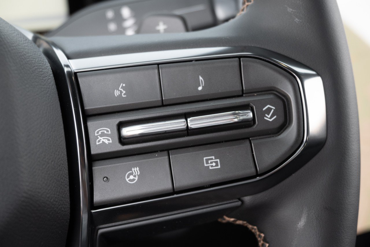 New 2026 GMC Terrain AT4 AWD/4WD image 16