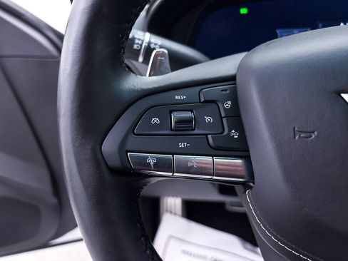 Used 2023 Cadillac CT4 V w/ Navigation Package image 36