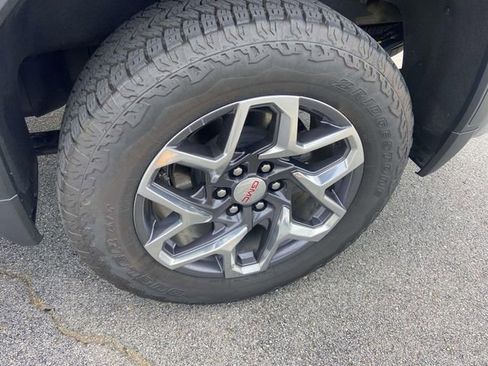 Certified 2025 GMC Sierra 1500 SLT w/ SLT Premium Plus Package AWD/4WD image 9