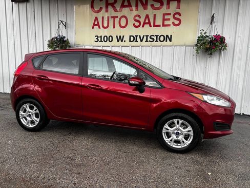 Used 2016 Ford Fiesta SE image 4