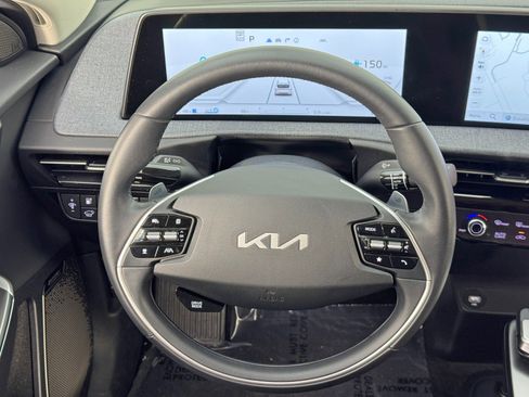 Used 2022 Kia EV6 Wind image 19