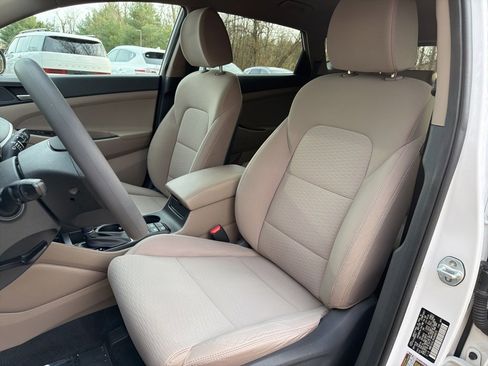 Used 2019 Hyundai Tucson Sport image 15