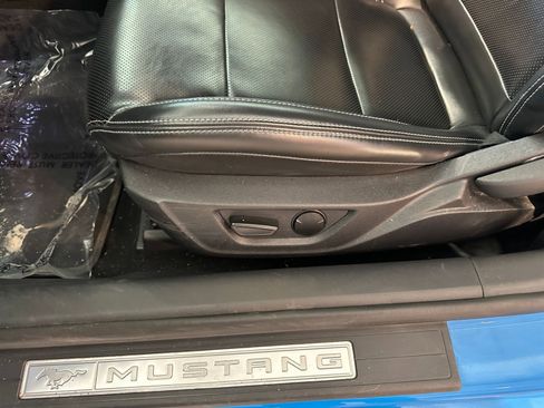 Used 2024 Ford Mustang Premium image 22