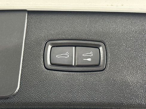 Used 2021 Porsche Cayenne S AWD/4WD image 19