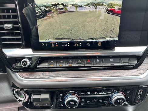 New 2026 GMC Sierra 1500 SLT w/ SLT Premium Plus Package AWD/4WD image 27