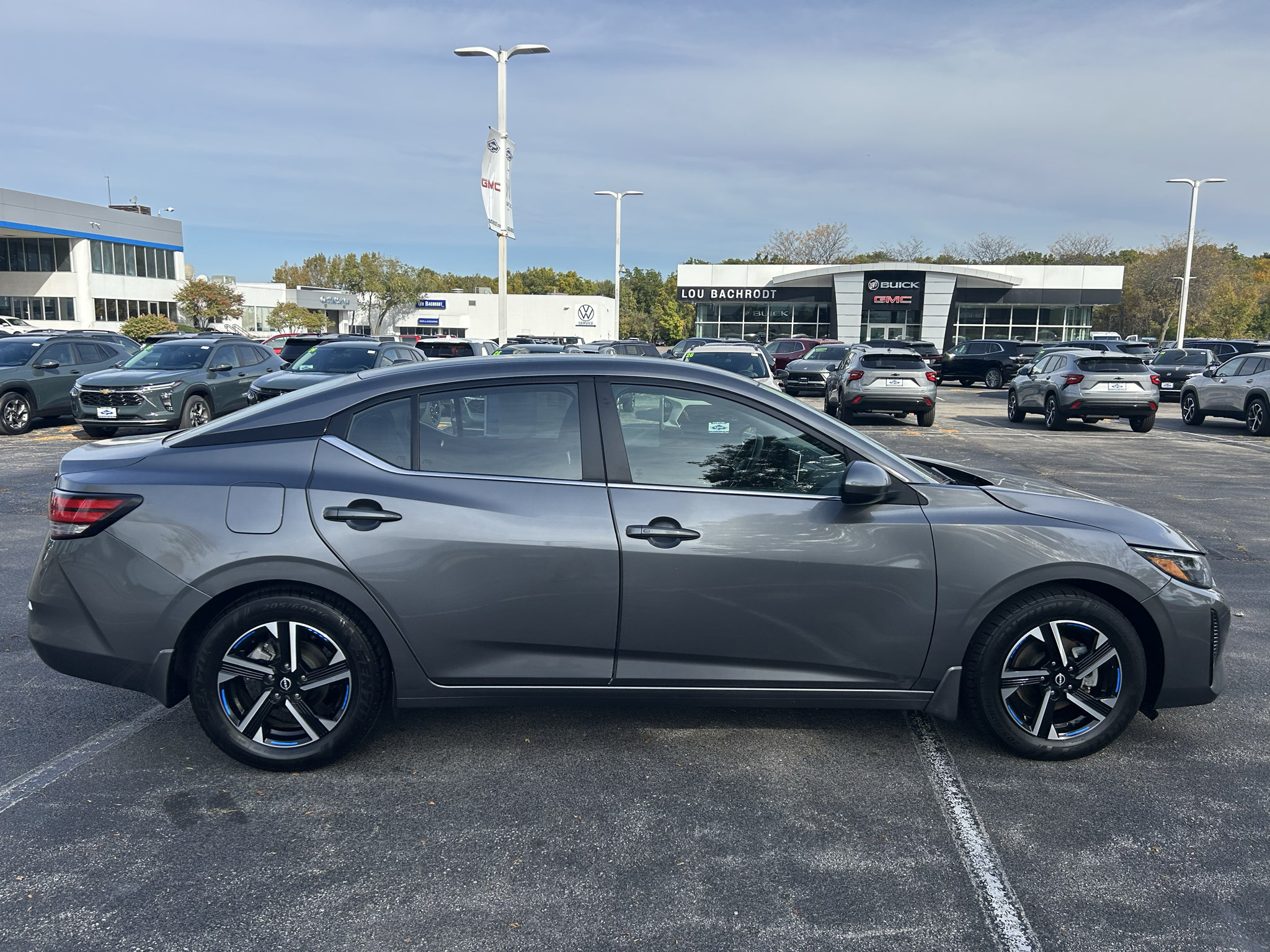 Used 2024 Nissan Sentra SV FWD image 8