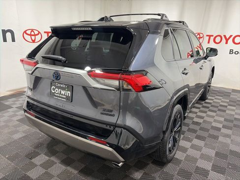 Used 2023 Toyota RAV4 XSE AWD/4WD image 8