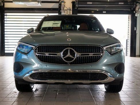 Used 2026 Mercedes-Benz GLC 300 GLC 300 image 2
