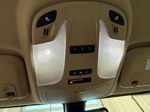 Used 2016 Buick LaCrosse Leather FWD image 36