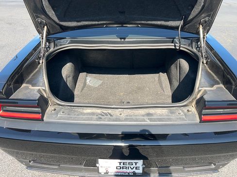 Used 2017 Dodge Challenger SRT Hellcat RWD image 27