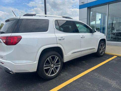 Used 2018 GMC Acadia Denali w/ Technology Package AWD/4WD image 3
