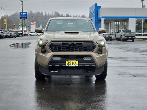 New 2026 Toyota Tacoma TRD Sport image 3