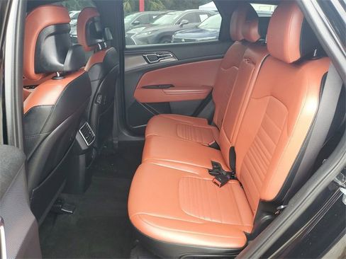 Used 2023 Kia Sportage SX image 13