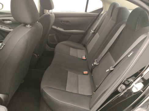 Used 2024 Nissan Sentra SV FWD image 18