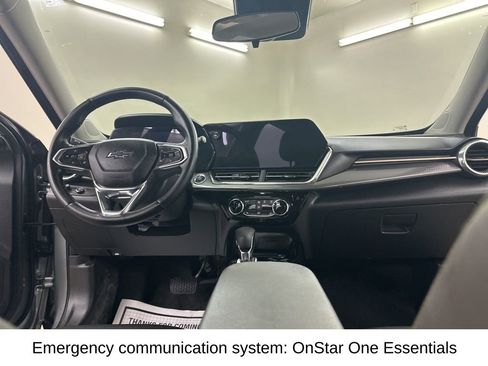 Used 2025 Chevrolet Trax ACTIV w/ Driver Confidence Package image 26