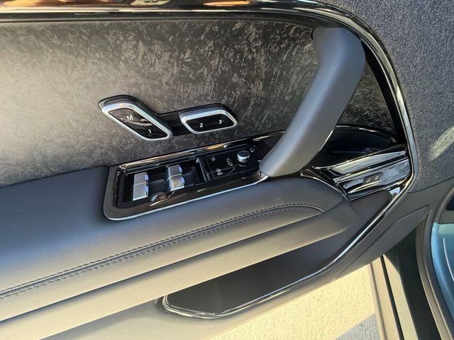 New 2026 Land Rover Range Rover Sport Autobiography AWD/4WD image 11