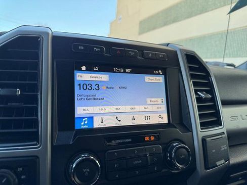 Certified 2019 Ford F250 Lariat w/ Lariat Ultimate Package image 28