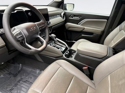 Used 2024 Chevrolet Colorado ZR2 w/ ZR2 Convenience Package III image 10