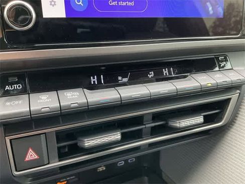 Certified 2025 Toyota Camry SE image 23