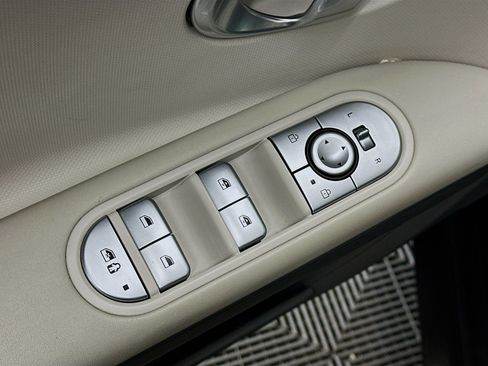 Used 2024 Hyundai Ioniq 5 SEL image 15