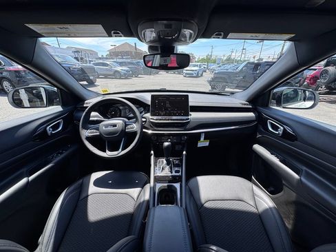 New 2026 Jeep Compass Latitude AWD/4WD image 10