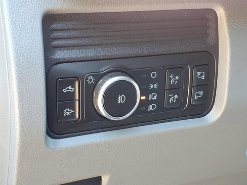 New 2026 Ford F350 XLT w/ XLT Premium Package AWD/4WD image 22