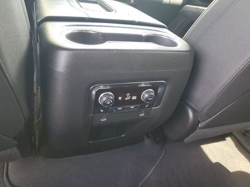 Used 2023 Chevrolet Tahoe Premier RWD image 14