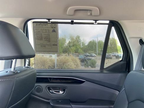 Used 2023 Honda Pilot EX-L image 51