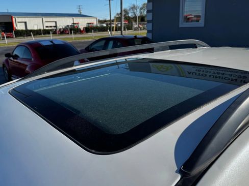 Used 2017 Subaru Forester 2.5i Premium w/ All-Weather Package image 9