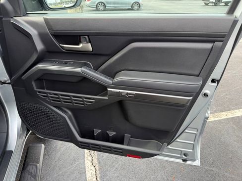 Used 2024 Toyota Tacoma TRD Sport image 42