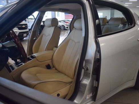 Used 2011 Maserati Quattroporte S RWD image 63