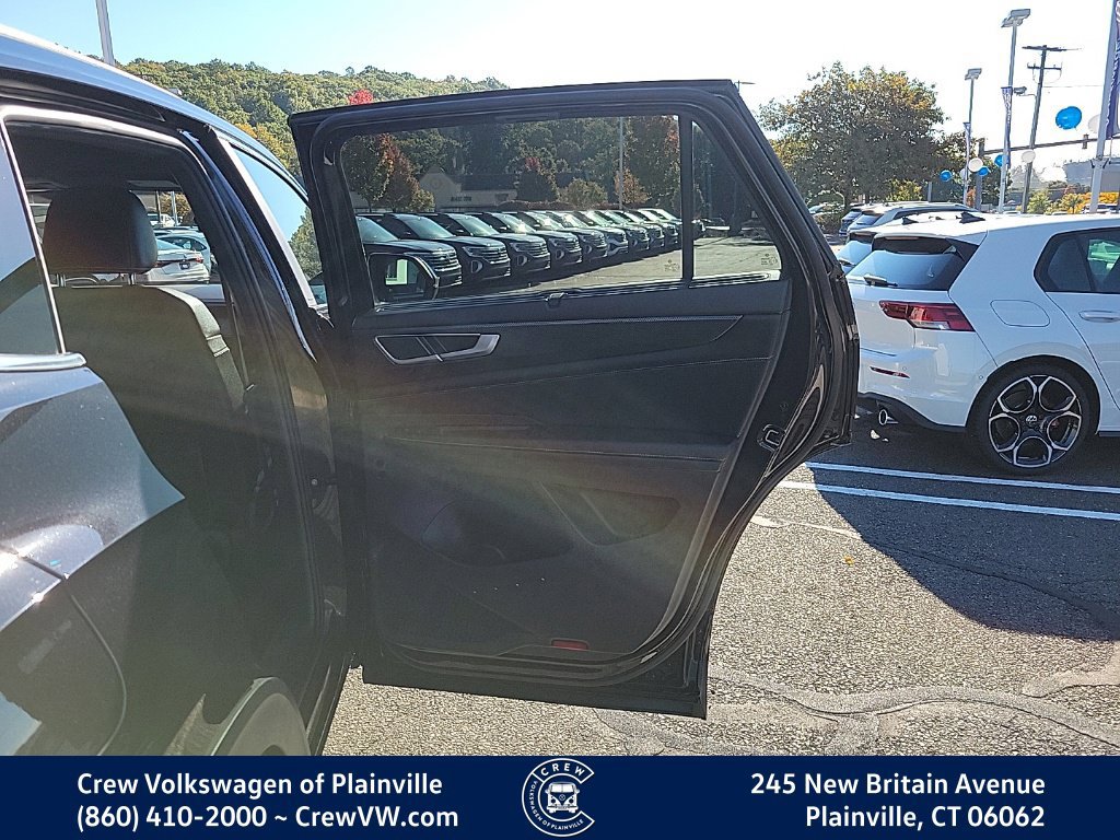 Certified 2024 Volkswagen Atlas Cross Sport SEL R-Line w/ Adventure Package AWD/4WD image 45