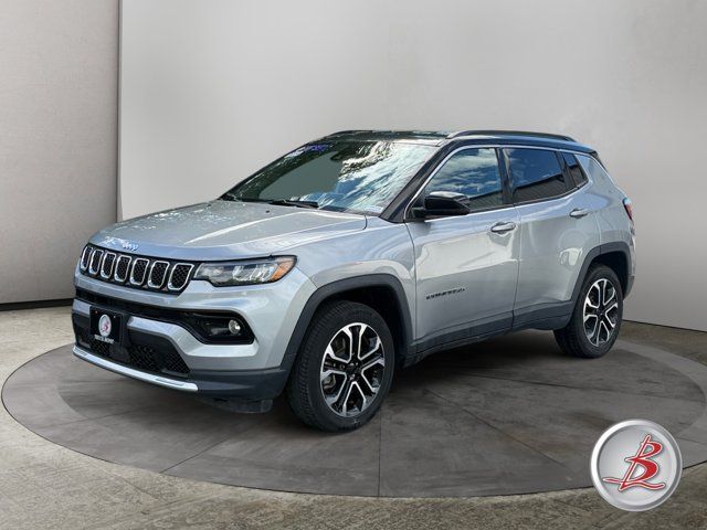Used 2024 Jeep Compass Limited AWD/4WD image 3