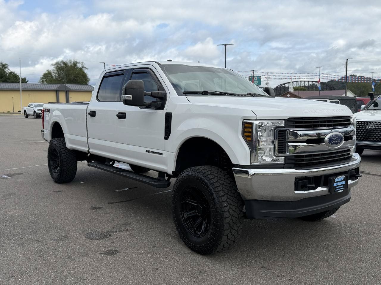 Used 2019 Ford F250 XLT AWD/4WD image 3
