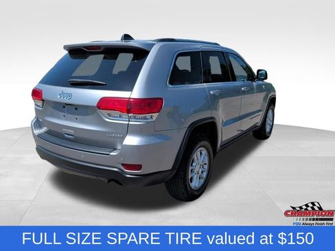 Used 2019 Jeep Grand Cherokee Laredo AWD/4WD image 4