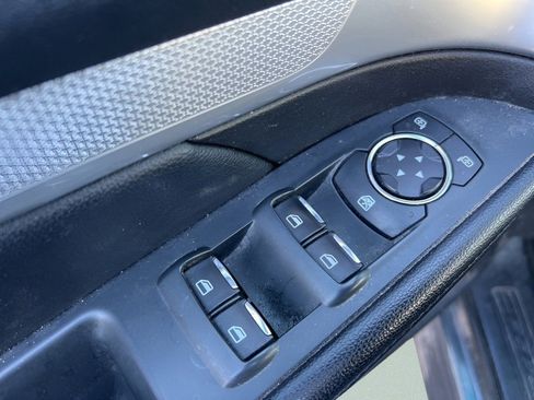 Used 2017 Ford Explorer XLT w/ Equipment Group 202A image 17