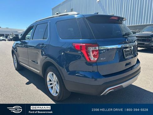 Used 2017 Ford Explorer XLT FWD image 6