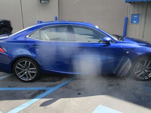 Used 2020 Lexus IS 300 F Sport w/ F Sport Package AWD/4WD image 6