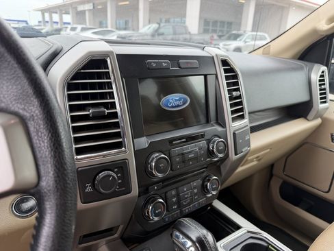 Used 2016 Ford F150 Lariat w/ Equipment Group 501A Mid AWD/4WD image 13