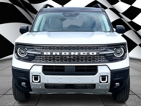 Used 2025 Ford Bronco Sport Badlands w/ Badlands Tech Package AWD/4WD image 3