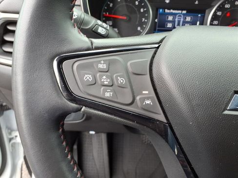 Used 2022 Chevrolet Equinox RS image 29