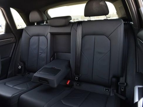 Used 2025 Audi Q3 2.0T Premium image 22