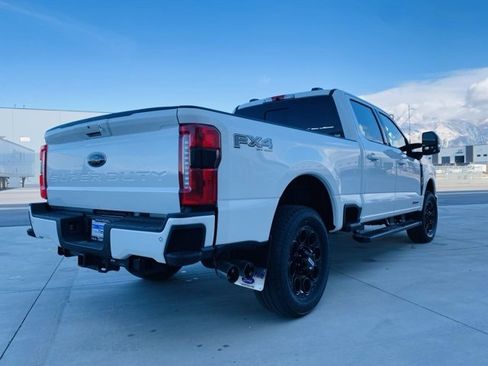 New 2026 Ford F350 Lariat w/ Black Appearance Package image 5