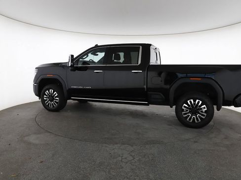 Used 2025 GMC Sierra 2500 Denali Ultimate w/ Max Trailering Package AWD/4WD image 8