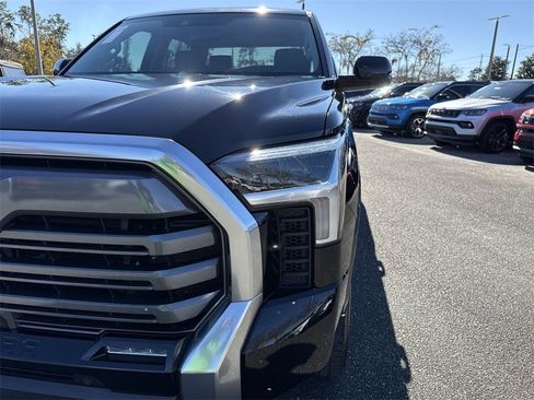 Used 2023 Toyota Tundra Limited image 9