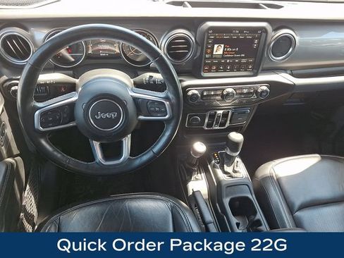 Used 2021 Jeep Wrangler Unlimited Sahara AWD/4WD image 3